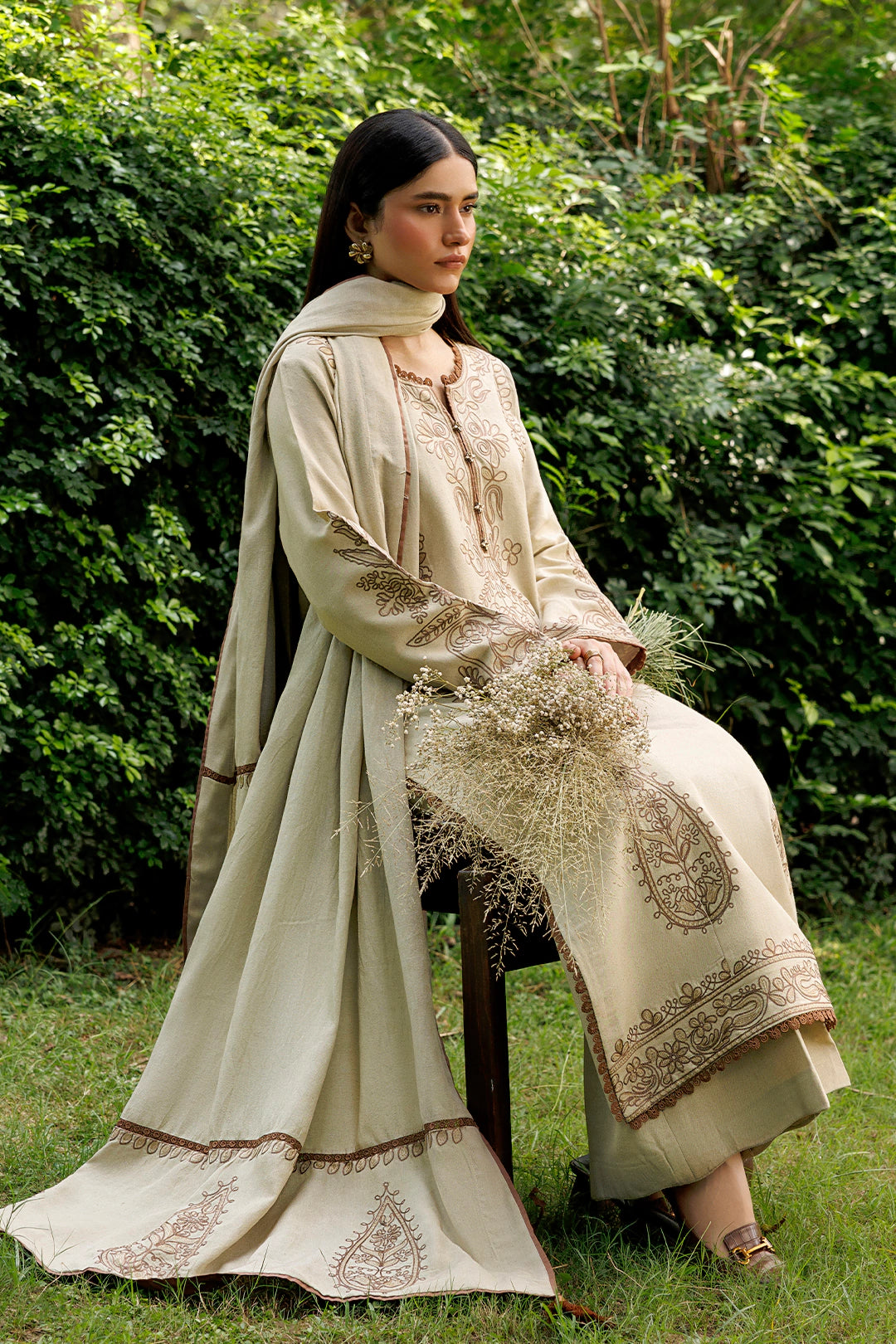 Ivory Willow ivory premium karandi 3-piece with shirt, trouser and shawl, Panache Apparel Winter Garden - image 5 of 9